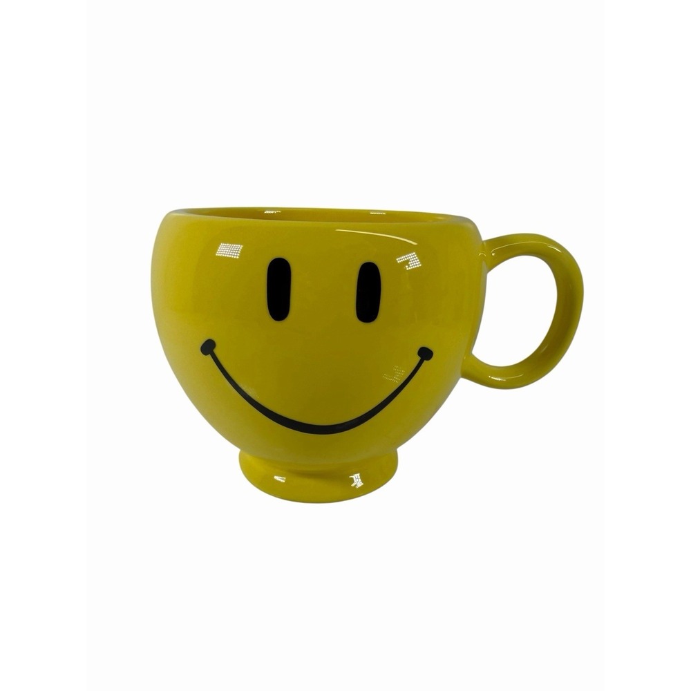 Teleflora Yellow Smiley Face Ceramic Coffee Mug Novelty Hot Beverage Cup